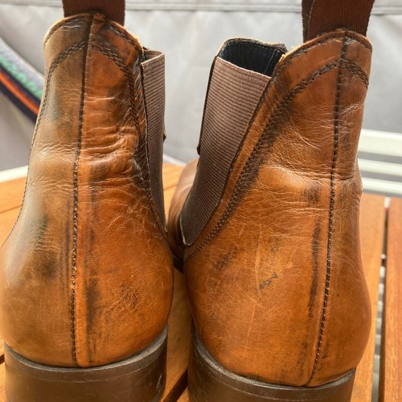 John Fluevog Size 11 Preowned condition classy boots main image 5